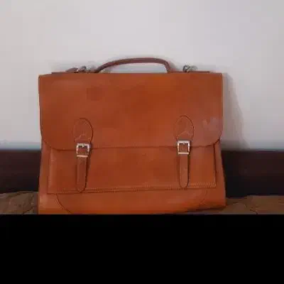کیف تمام چرم طبیعی|کیف، کفش، کمربند|ری, جوانمرد قصاب|دیوار