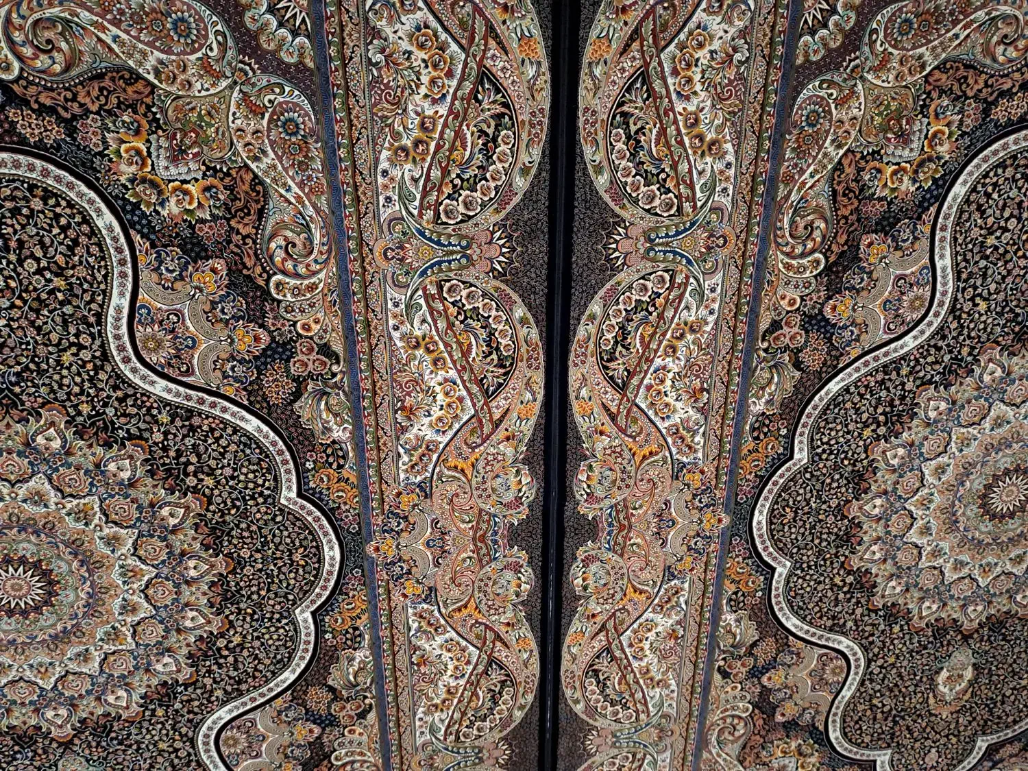 فرش ماشینی|فرش|شیراز, گویم|دیوار