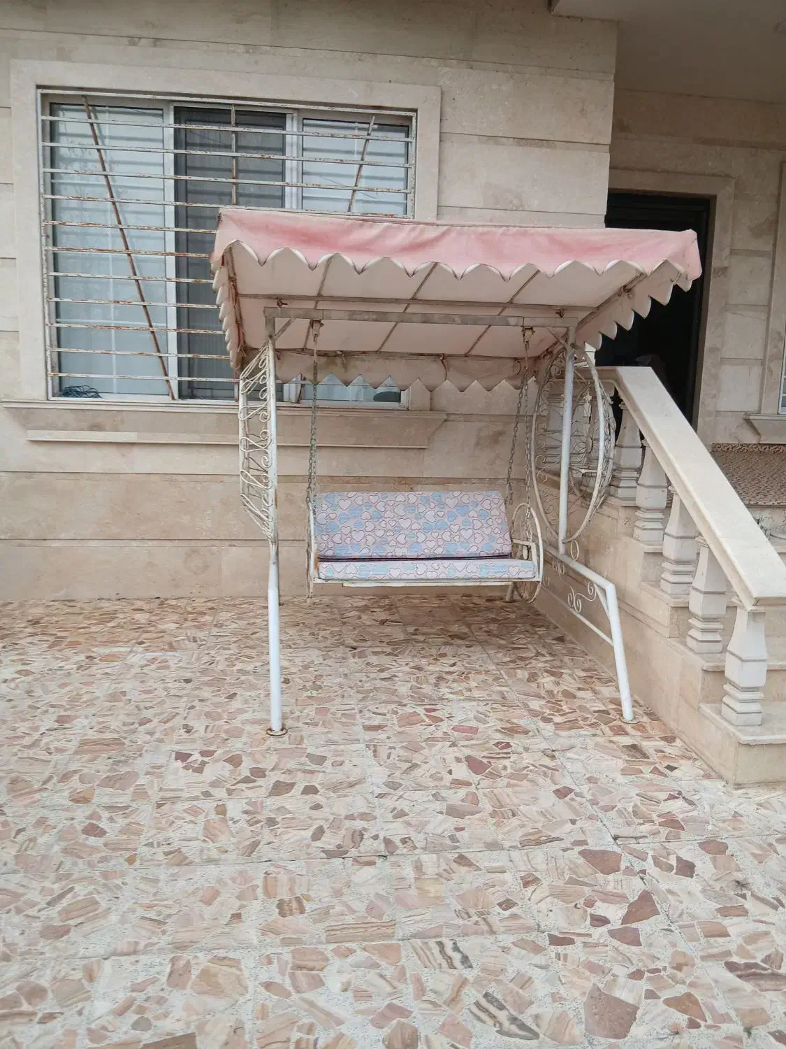 تاب فلزی حیاطی|صندلی و نیمکت|کیاشهر, |دیوار