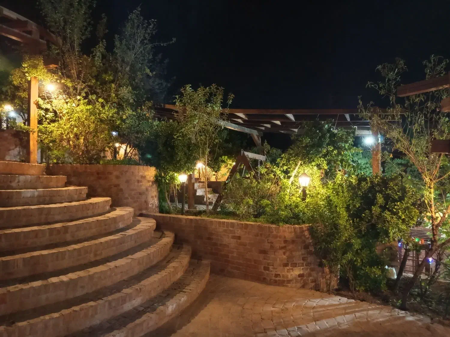 اجاره ویلا.دربستی سالانه پردیس|اجارهٔ خانه و ویلا|بومهن, |دیوار