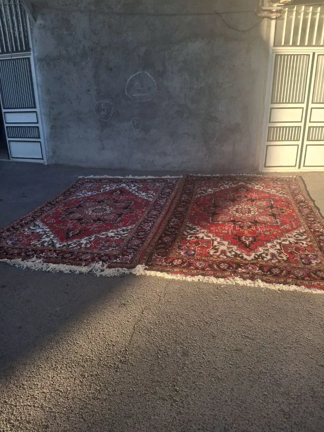 ۲عددفرش طبیعی|فرش|مشگین شهر, |دیوار