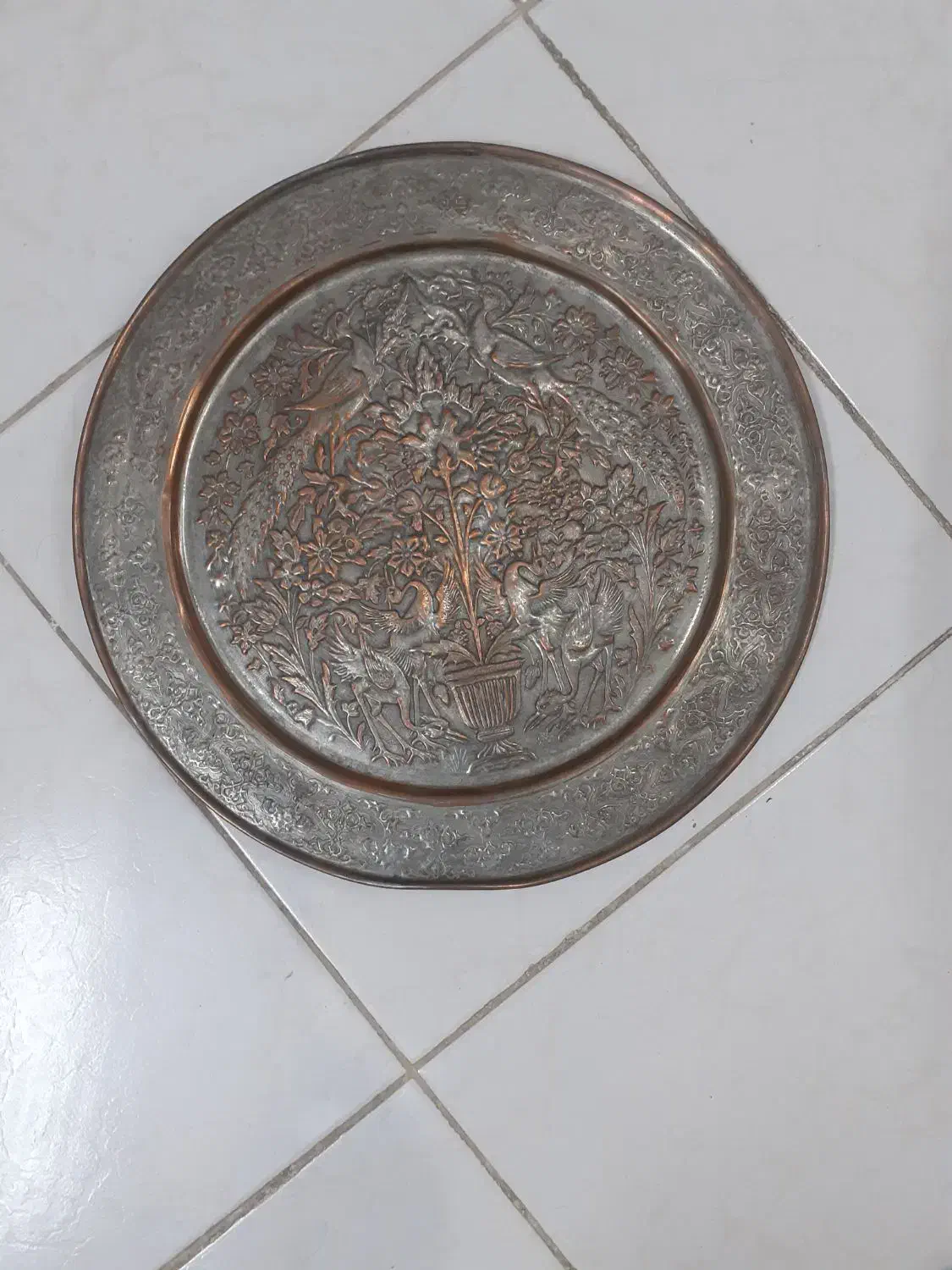 علاءالدین نفتی قدیمی|کلکسیون اشیاء عتیقه|مشهد, نیروی هوایی|دیوار