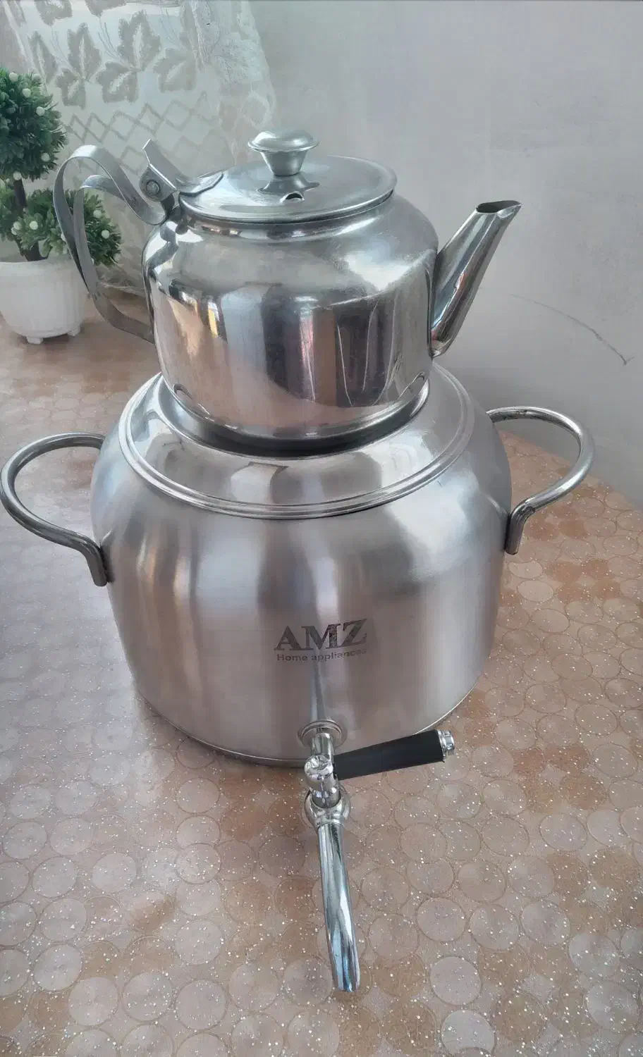 کتری روی گازی استیل اصل و با کیفیت همراه با قوری|قوری، کتری، قهوه‌ساز دستی|ارومیه, |دیوار