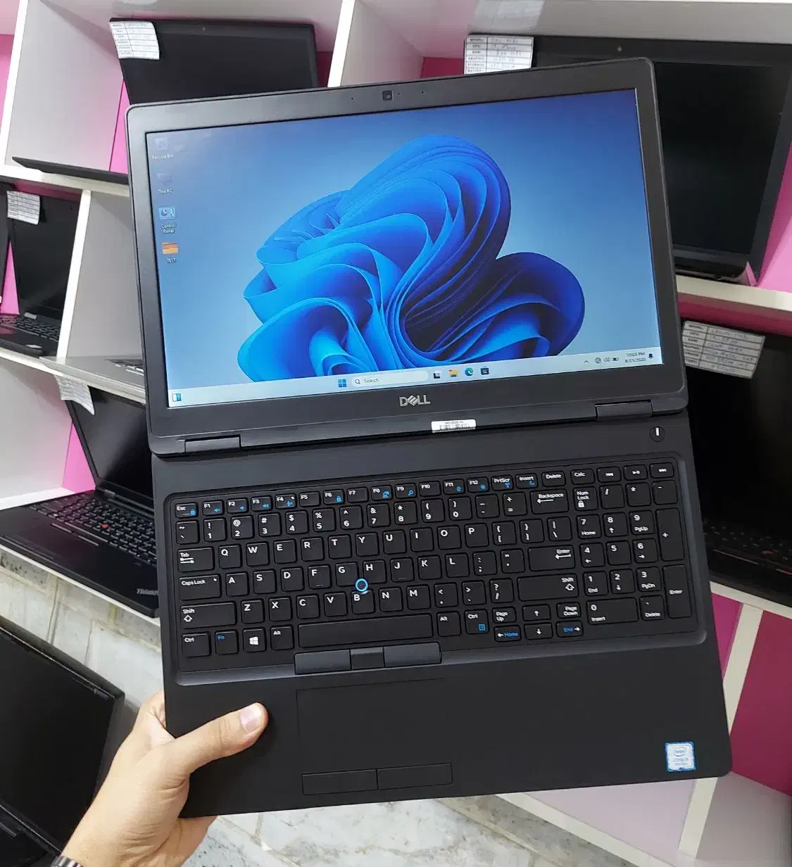 لپتاپ دل i5 8365 RAM16 SSD256 UHD حسابداری طراحی|رایانه همراه|کرج, گلشهر|دیوار