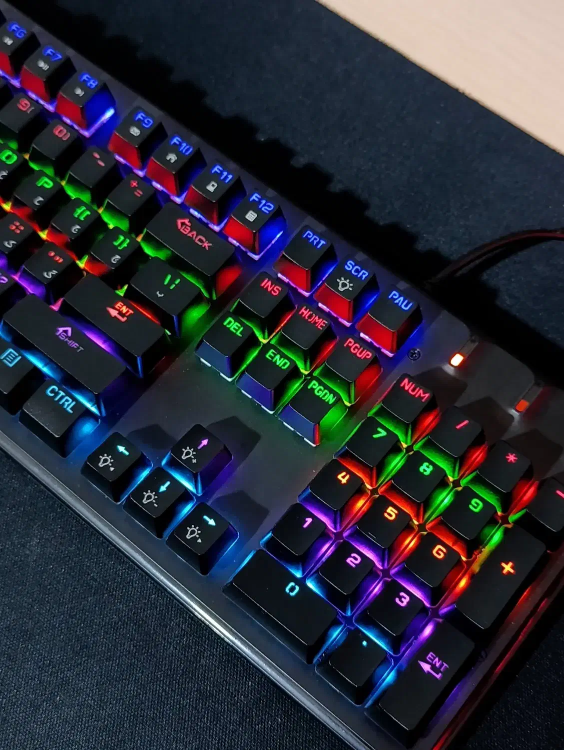 کیبورد گیمینگ|قطعات و لوازم جانبی رایانه|اهر, |دیوار