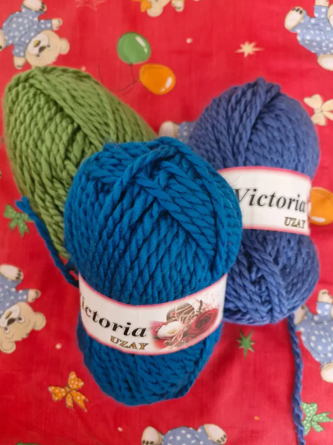 تعدادی کاموا ترک و ایرانی و میل بافتنی|لوازم خیاطی و بافتنی|گنبد کاووس, |دیوار