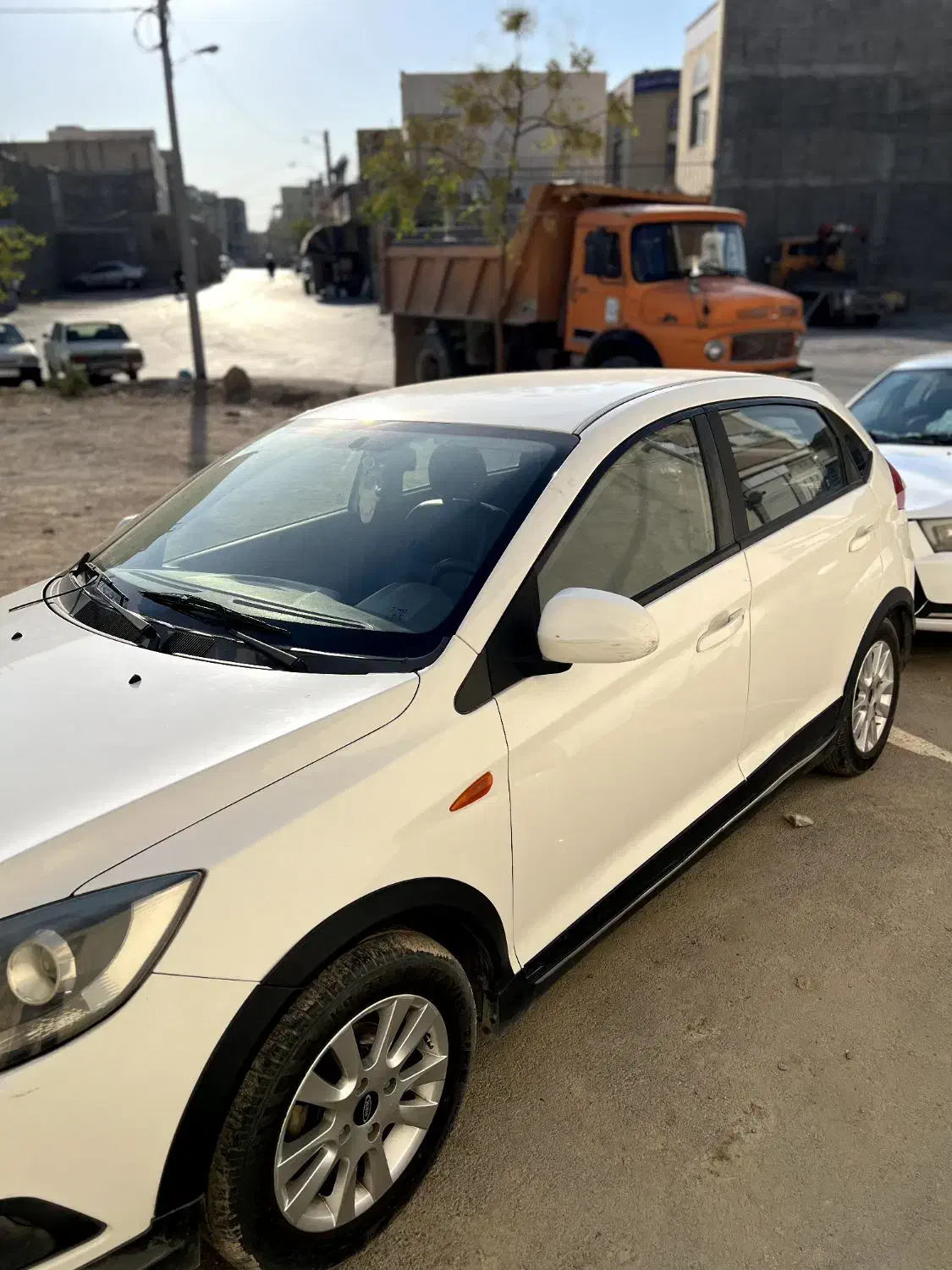 ام وی ام ۳۱۵ بدونه رنگ کم کار|خودرو سواری و وانت|خمینیشهر, |دیوار