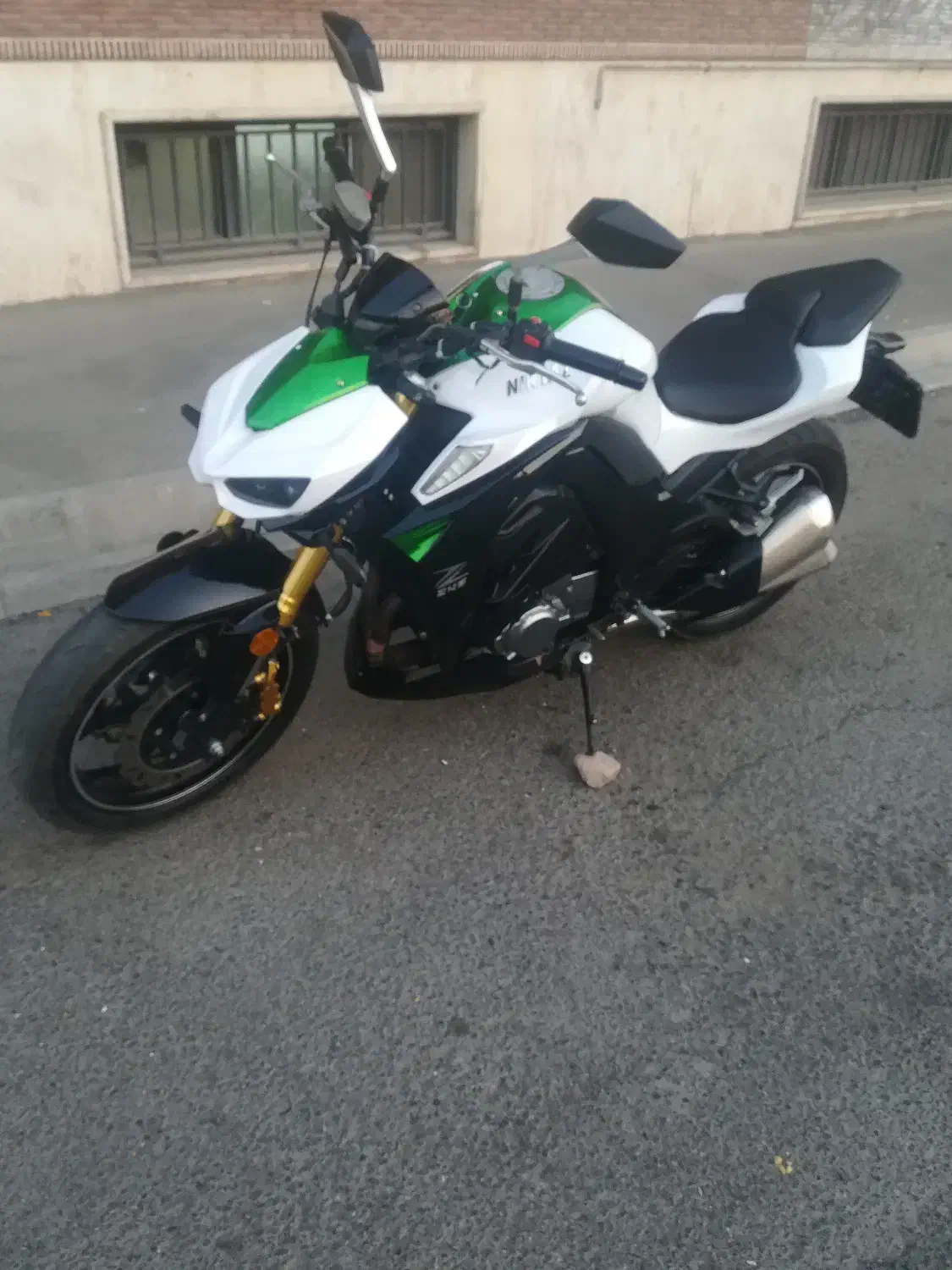 موتور سیکلت طرح زد 1000 مشابه صفر|موتورسیکلت|تهران, مسعودیه|دیوار