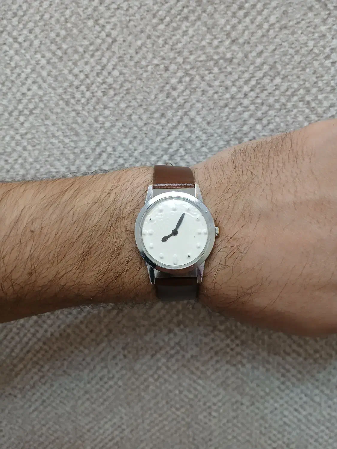 کوکی ساعت نابینایان|ساعت|پردیس, فاز ۶|دیوار