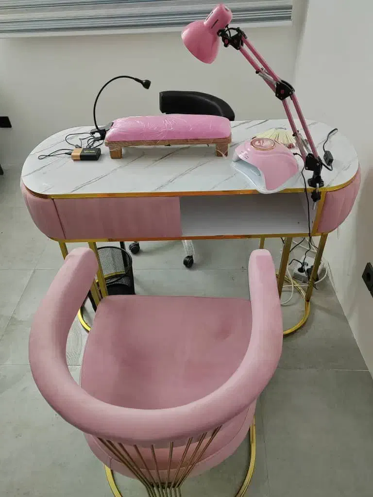 مدل برا کاشت، ژلیش و ترمیم ناخن|خدمات آرایشگری و زیبایی|بوشهر, |دیوار