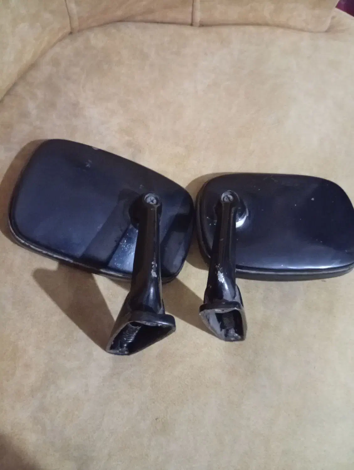 آینه قدیمی پیکان|کلکسیون اشیاء عتیقه|ماهدشت, |دیوار