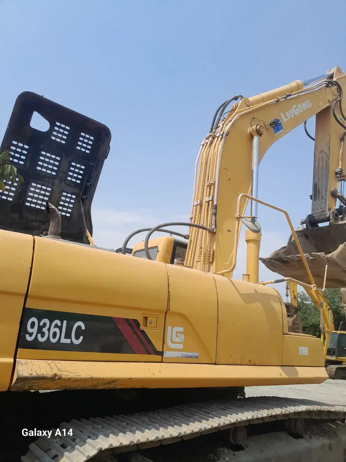 شارژ گاز و تعمیر کولر بیل مکانیکی،لودر،کامیون سیار|خدمات موتور و ماشین|ری, صفاییه (چشمه علی)|دیوار