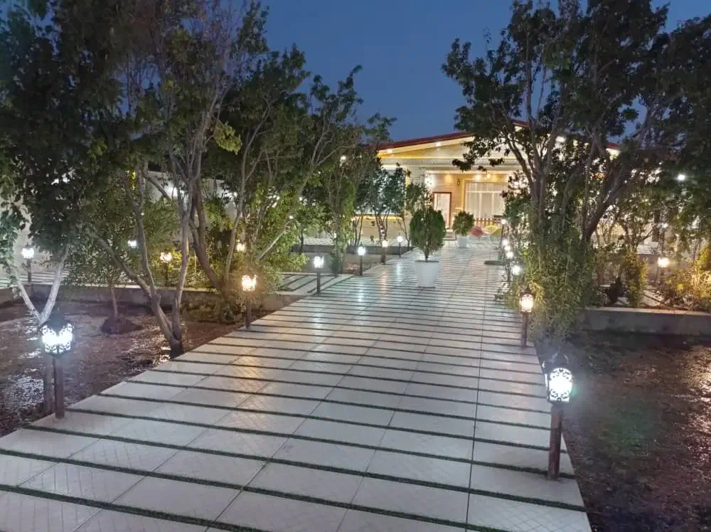 سوییت استخر دار لاکچری میدان بسیج به سمت پلیسراه|اجارهٔ کوتاهمدت ویلا و باغ|تبریز, |دیوار