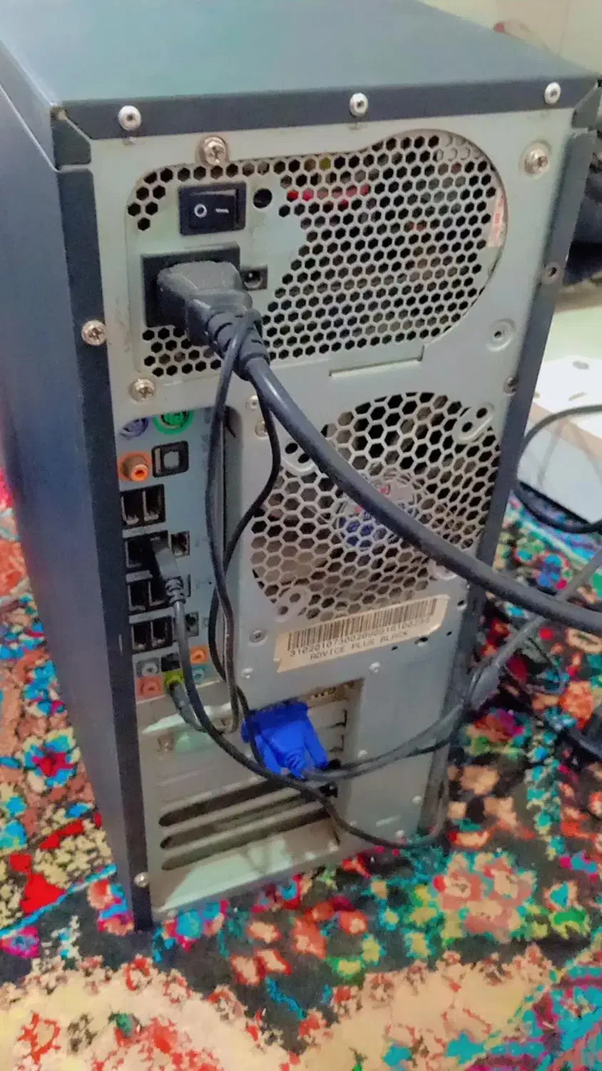 کیس کامپیوتر|رایانه رومیزی|منوجان, |دیوار