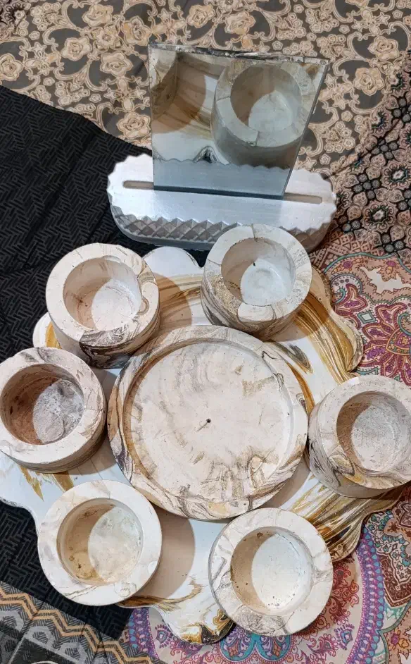 هفت سین کرمی|ظروف پخت‌وپز|فولادشهر, B8|دیوار