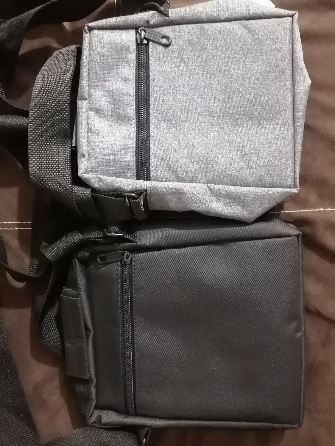 کیف|کیف، کفش، کمربند|مسجد سلیمان, |دیوار