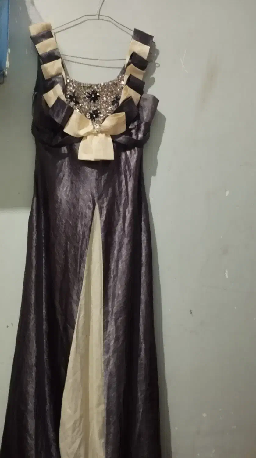 لباس مجلسی درملاثانی|لباس|باوی, |دیوار