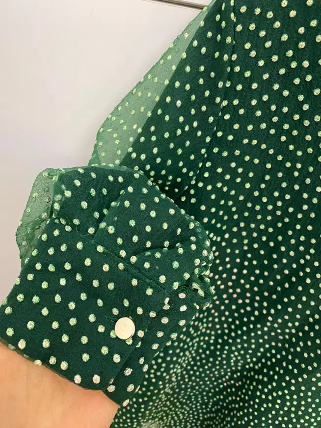 شومیز مجلسی|لباس|میانه, |دیوار