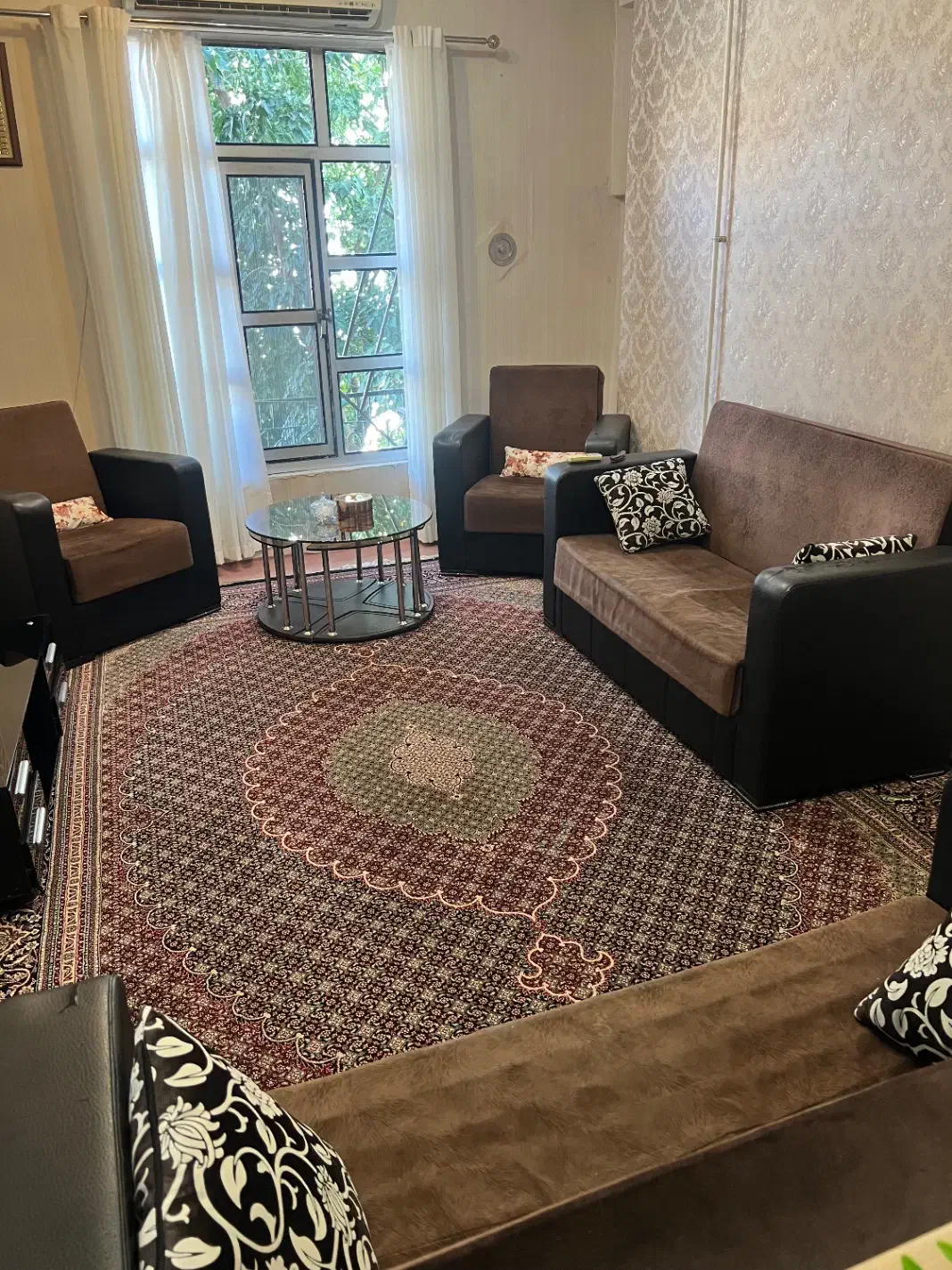 فروش مبل تخت شو دسته دوم و تمیز|مبلمان خانگی و میز عسلی|سقز, |دیوار