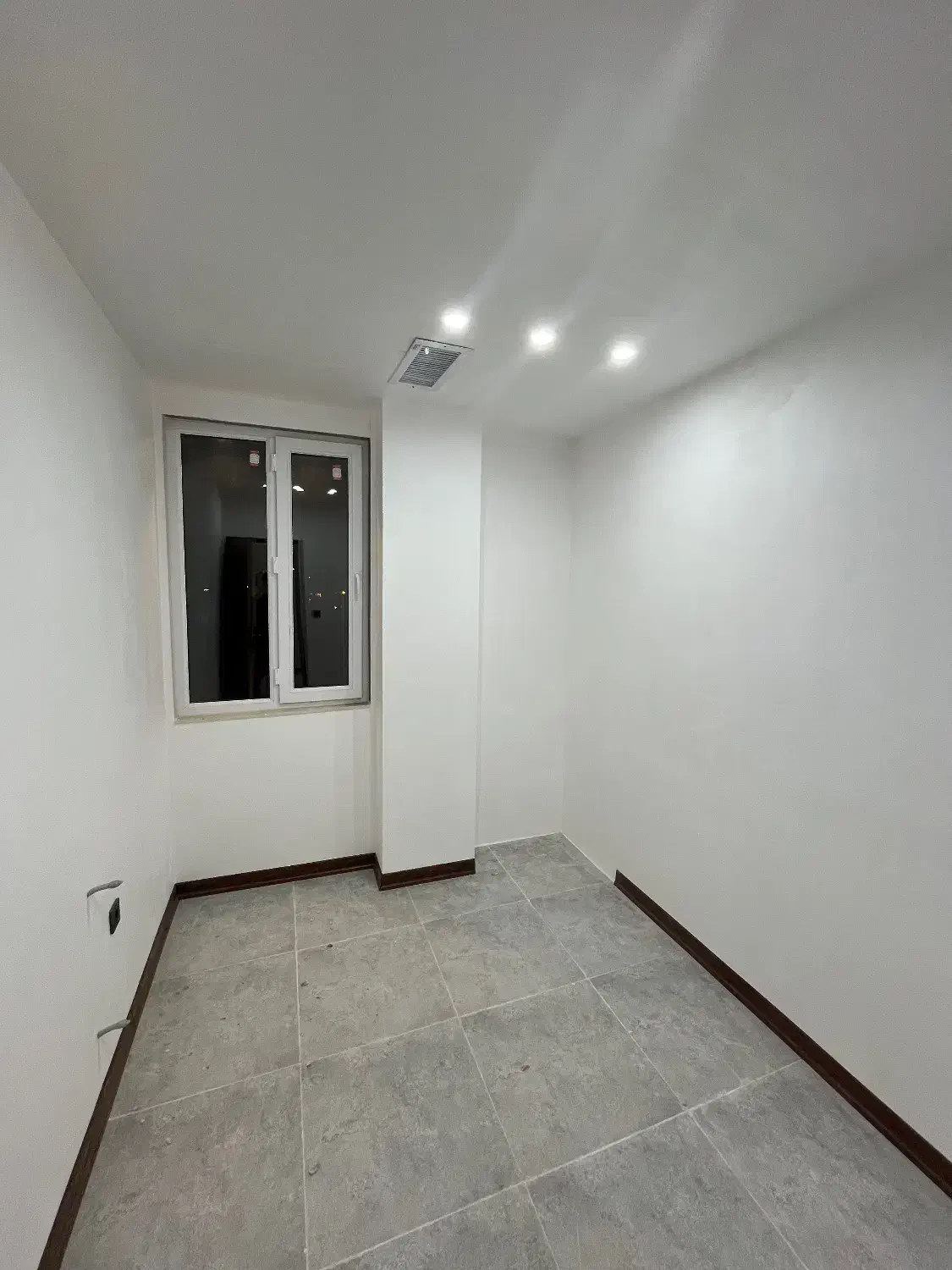 آپارتمان80متری دوخواب کلید نخورده|فروش آپارتمان|ازنا, |دیوار