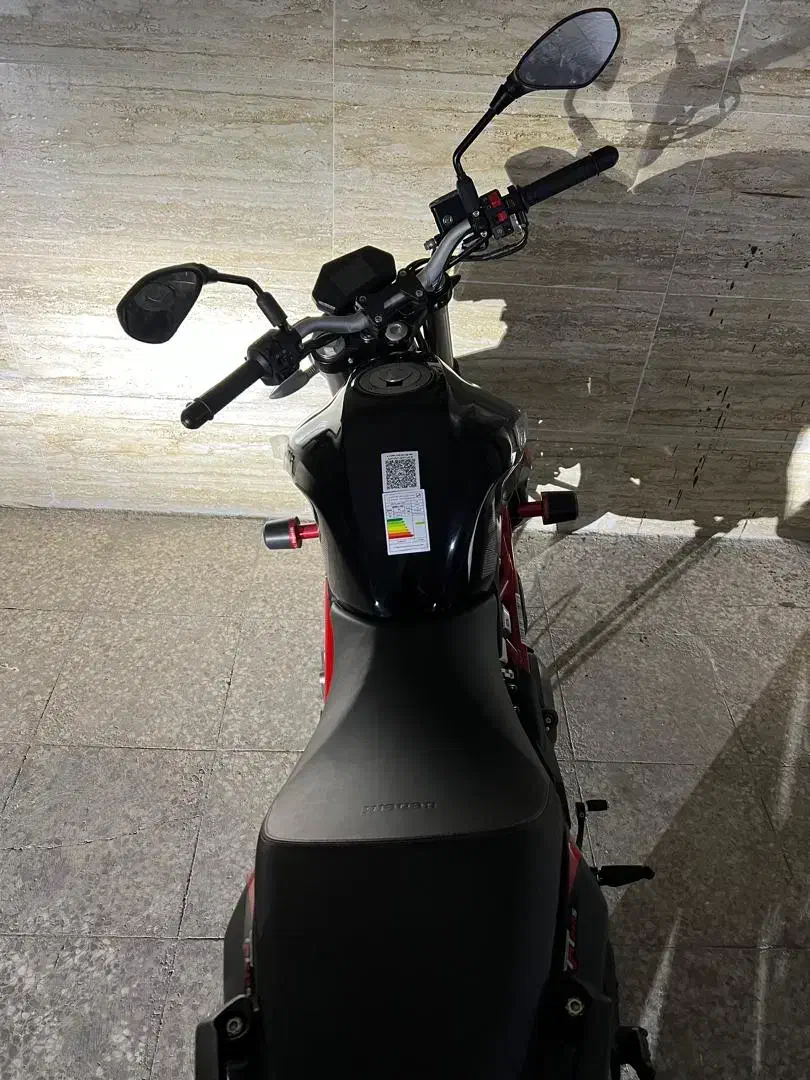 موتور بنلی ۳۰۰ مدل ۴۰۱ خشک صفر کیلومتر|موتورسیکلت|شیراز, شهرک رضوان|دیوار