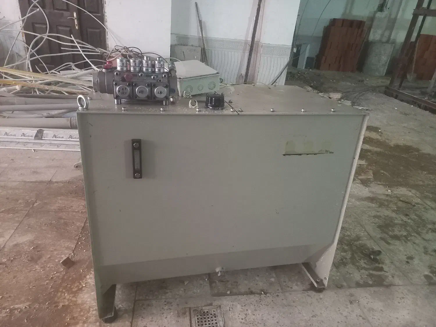 جک و پاور اسانسور جک وسط .۱۵ متر مفید|ماشین‌آلات صنعتی|بجنورد, |دیوار