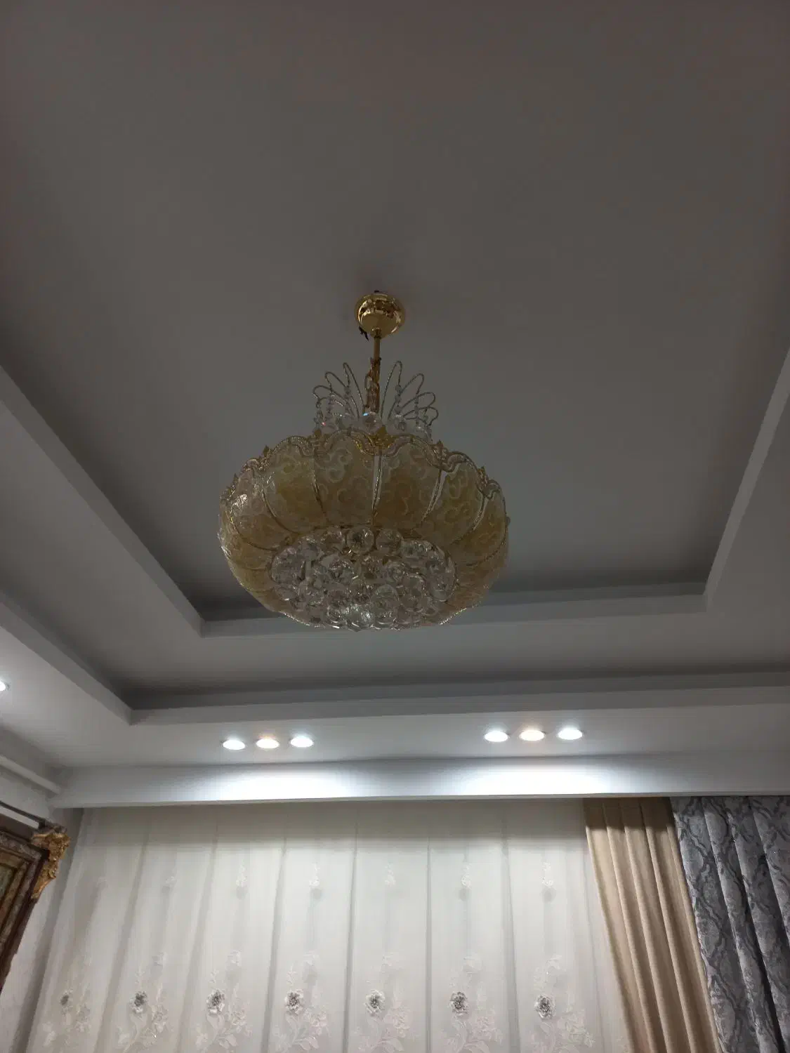 لوستر هشت شاخه|لوستر و چراغ آویز|قزوین, |دیوار