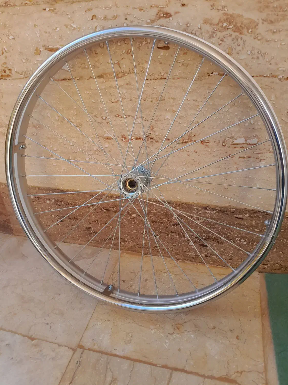 دوعدد چرخ ویلچر نو|آرایشی، بهداشتی، درمانی|گلپایگان, |دیوار