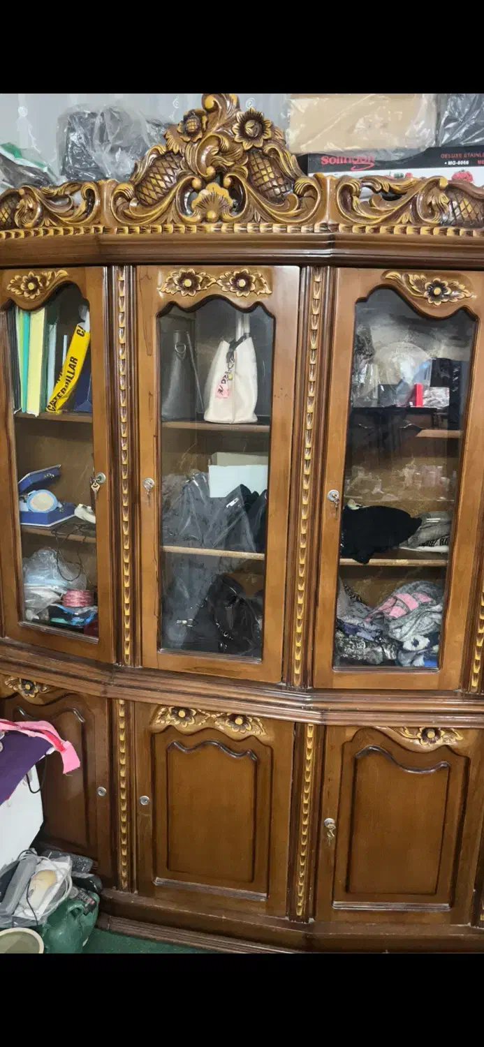 ویترین کمد|بوفه، ویترین، کنسول|اصفهان, کارلادان|دیوار