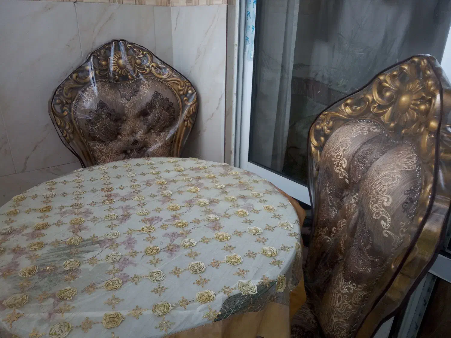 میزوصندلی ناهارخوری سلطنتی|میز و صندلی غذاخوری|اصفهان, قهجاورستان|دیوار