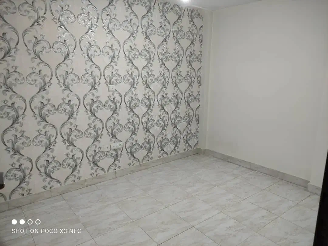 میدان هلال‌احمر ۶۰متر دو خواب