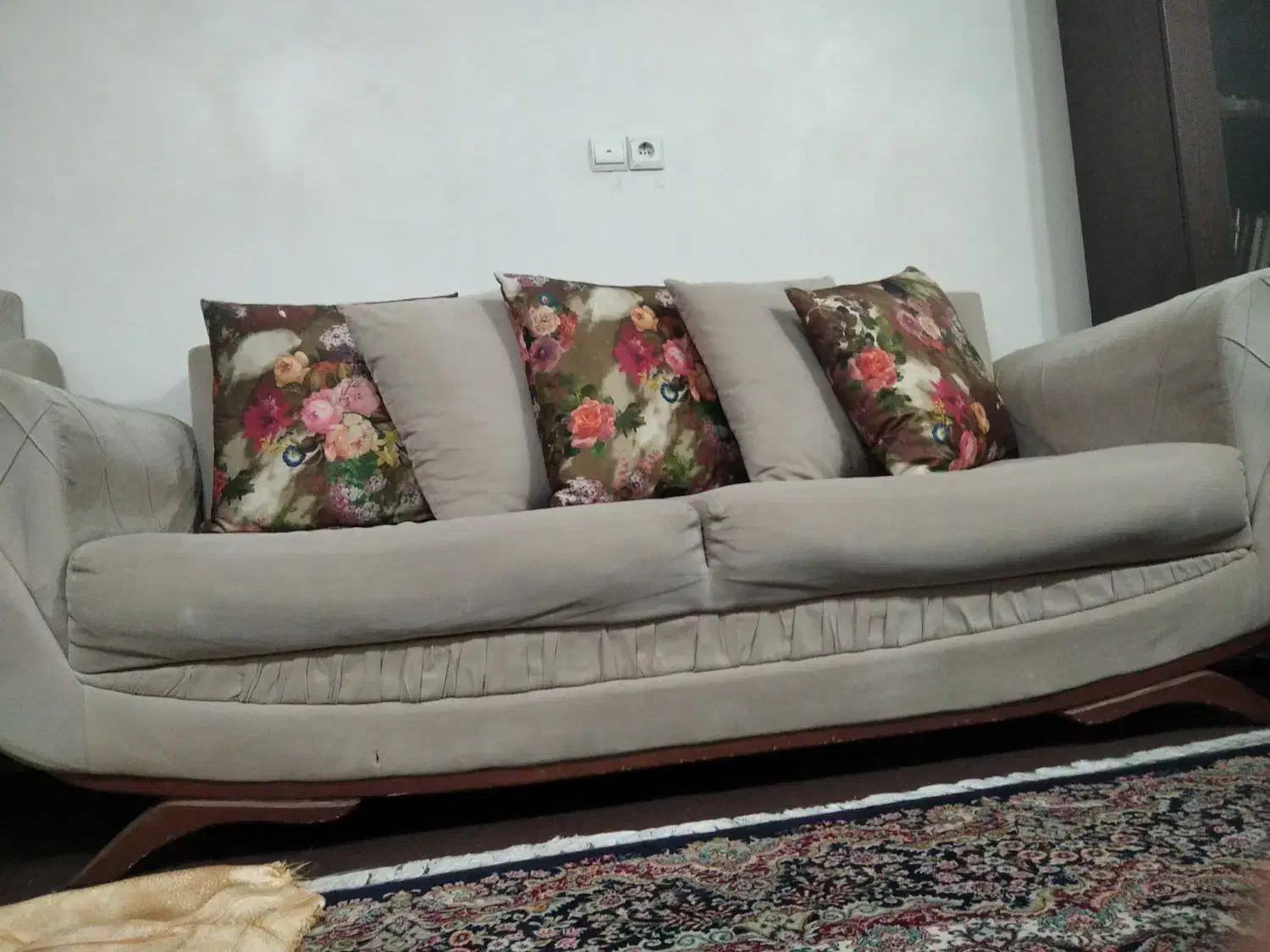 یک دست مبل هفت نفره|مبلمان خانگی و میز عسلی|اهواز, شریعتی جنوبی|دیوار