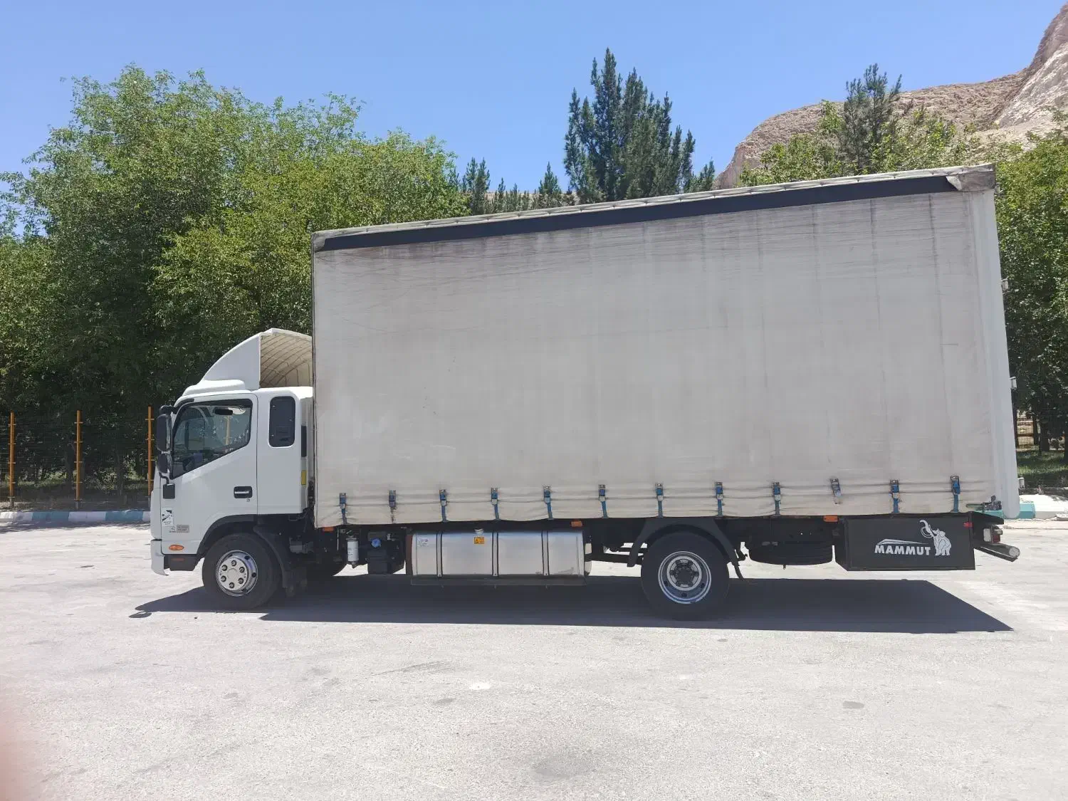 حمل اثاثیه منزل با جک 6 و 9 تن شبانه روزی با کارگر|خدمات حمل و نقل|کرمان, |دیوار