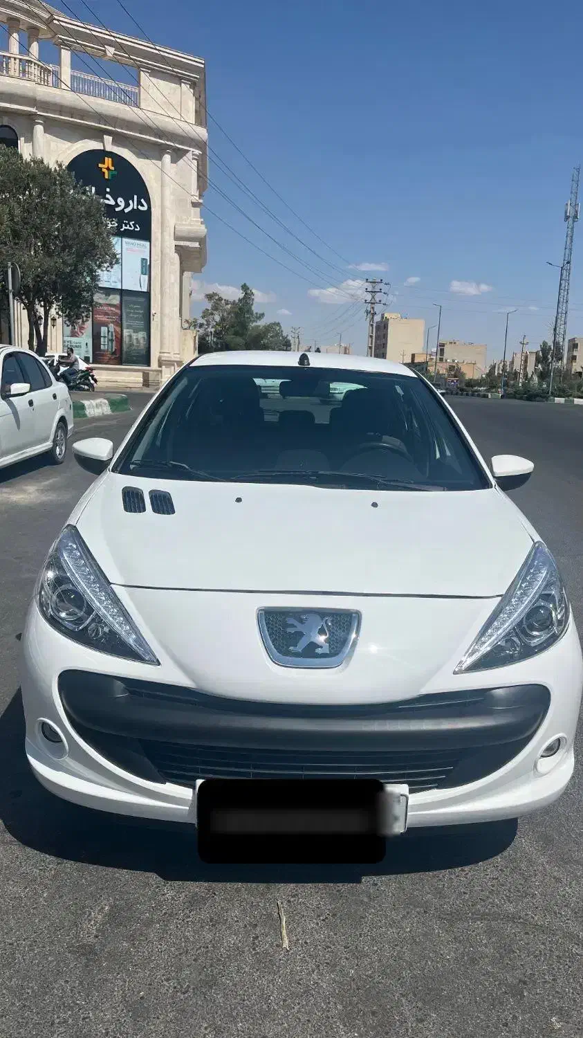 207 مدل ۹۸ بیرنگ|خودرو سواری و وانت|سمنان, |دیوار