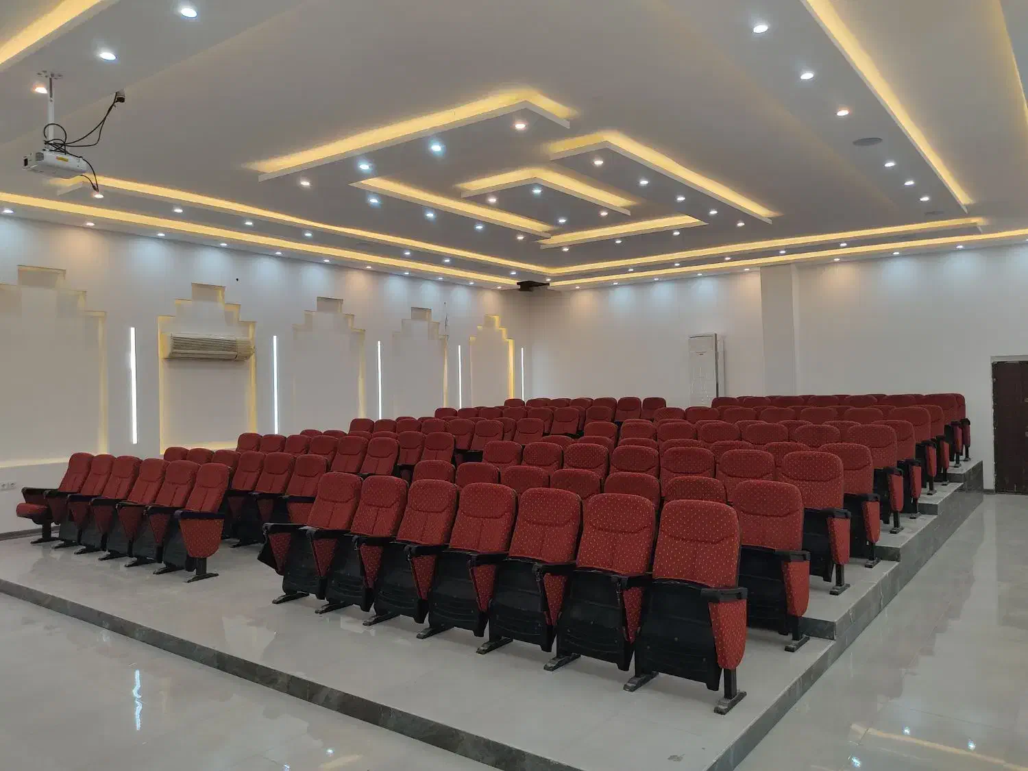 سالن اجتماعات|خدمات پذیرایی، مراسم|بوشهر, |دیوار