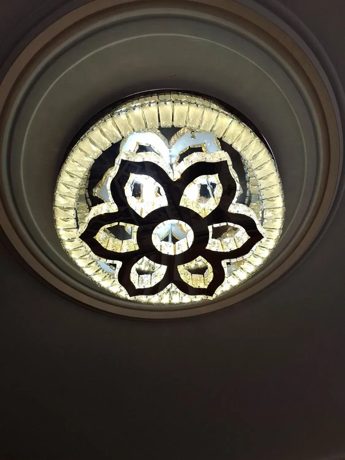 لوستر|لوستر و چراغ آویز|همدان, |دیوار