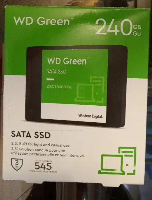 SSD Internal western digital 240G SATA III|قطعات و لوازم جانبی رایانه|نیشابور, کوی یغما|دیوار