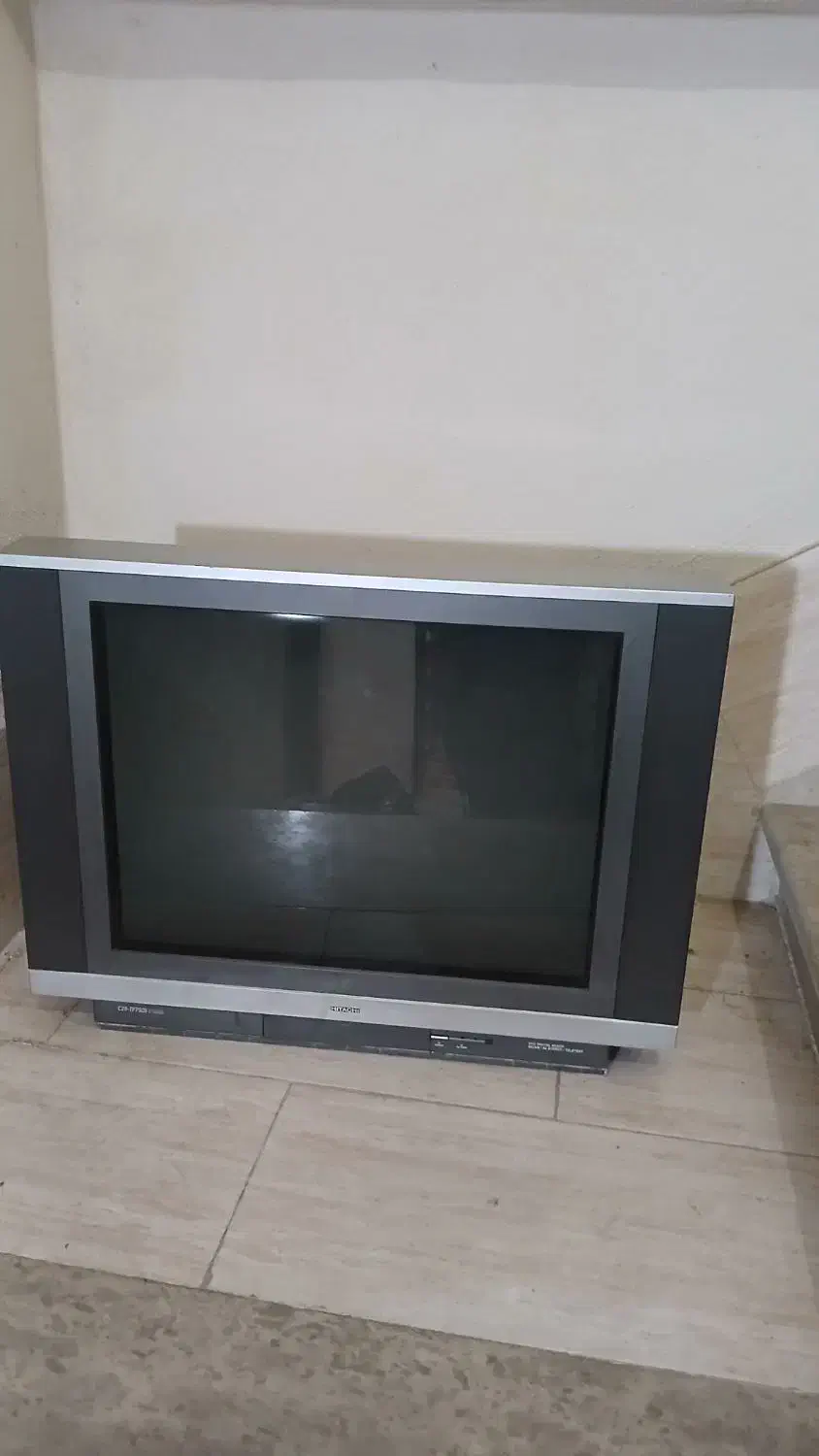 تلویزیون هیتاچی|تلویزیون و پروژکتور|رشت, نخودچر|دیوار
