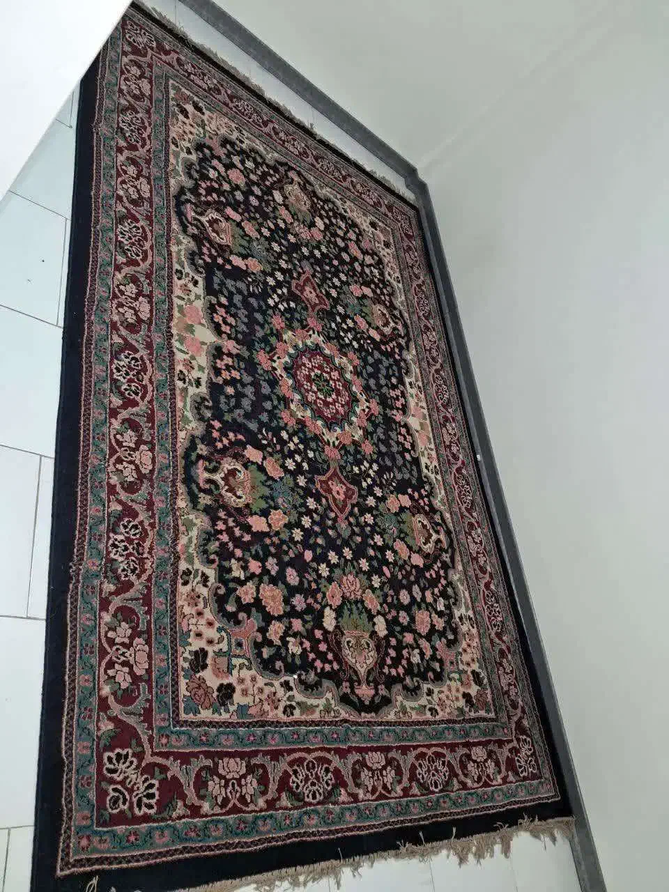 فرش|فرش|فردیس, منظریه|دیوار