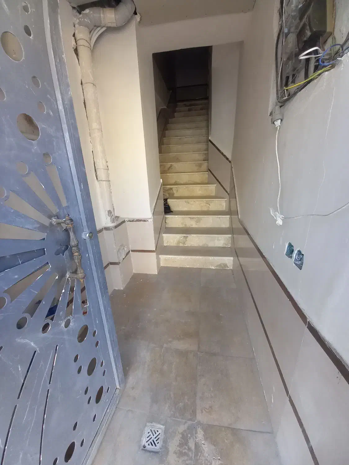 واحدیک خواب بزرگ دگران|فروش آپارتمان|سنندج, |دیوار