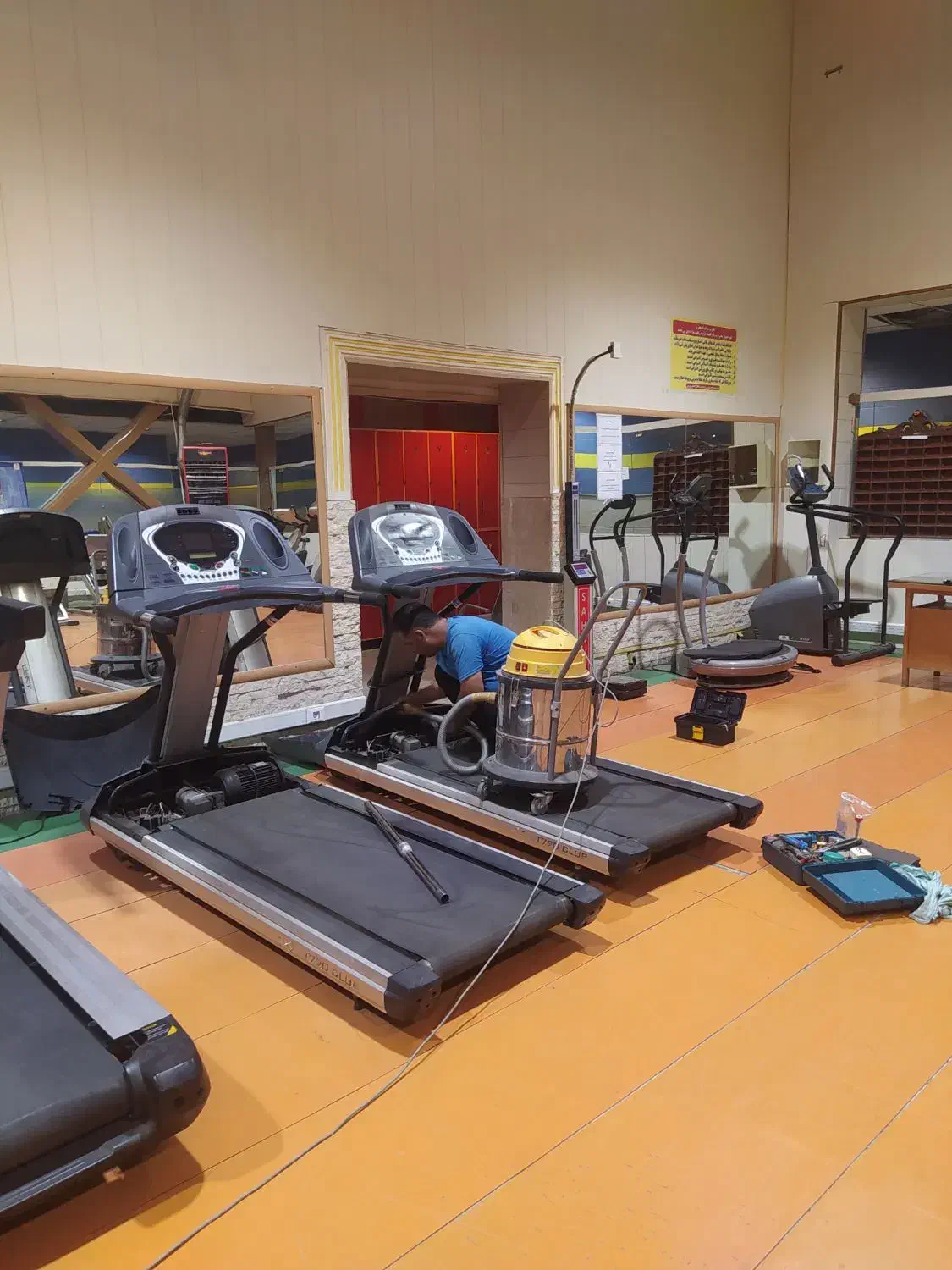 تعمیر و تعویض تسمه تردمیل سریع و منصفانه|خدمات پیشه و مهارت|قزوین, |دیوار