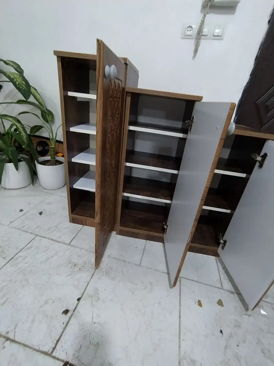 یک عدد جا کفشی سالم سالم و درحد نونو|جاکفشی، کمد، دراور|اسدآباد, |دیوار