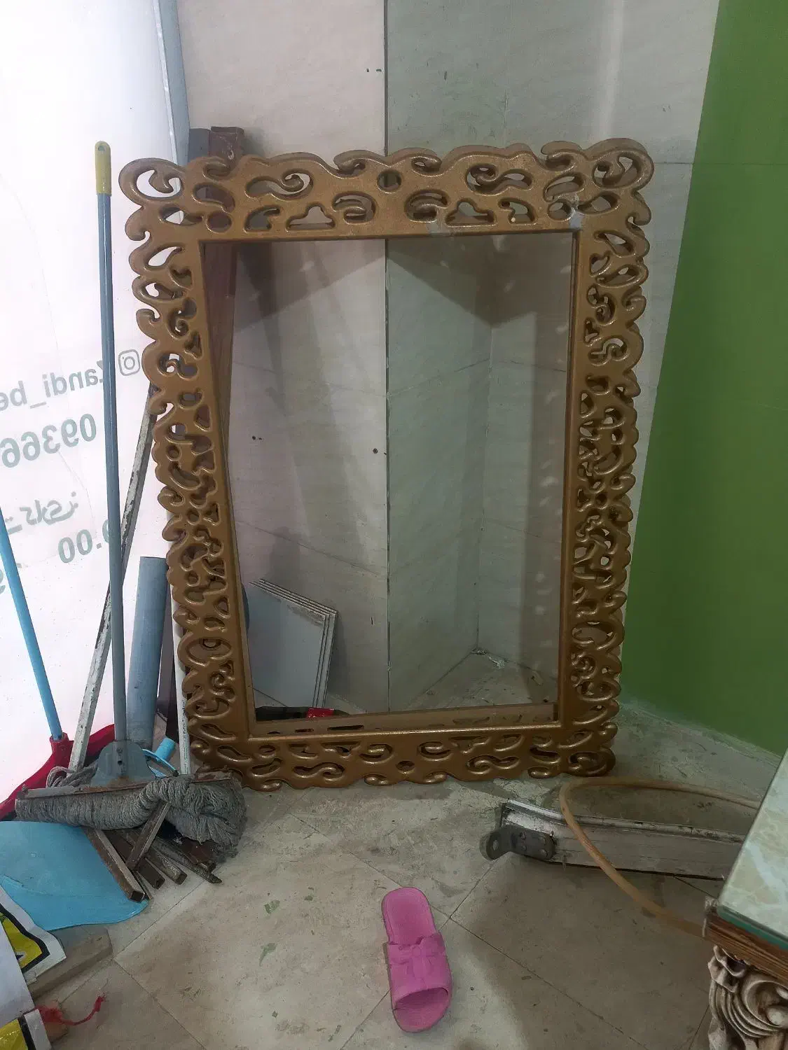 قاب آینه|آینه|قدس, شهرقدس|دیوار