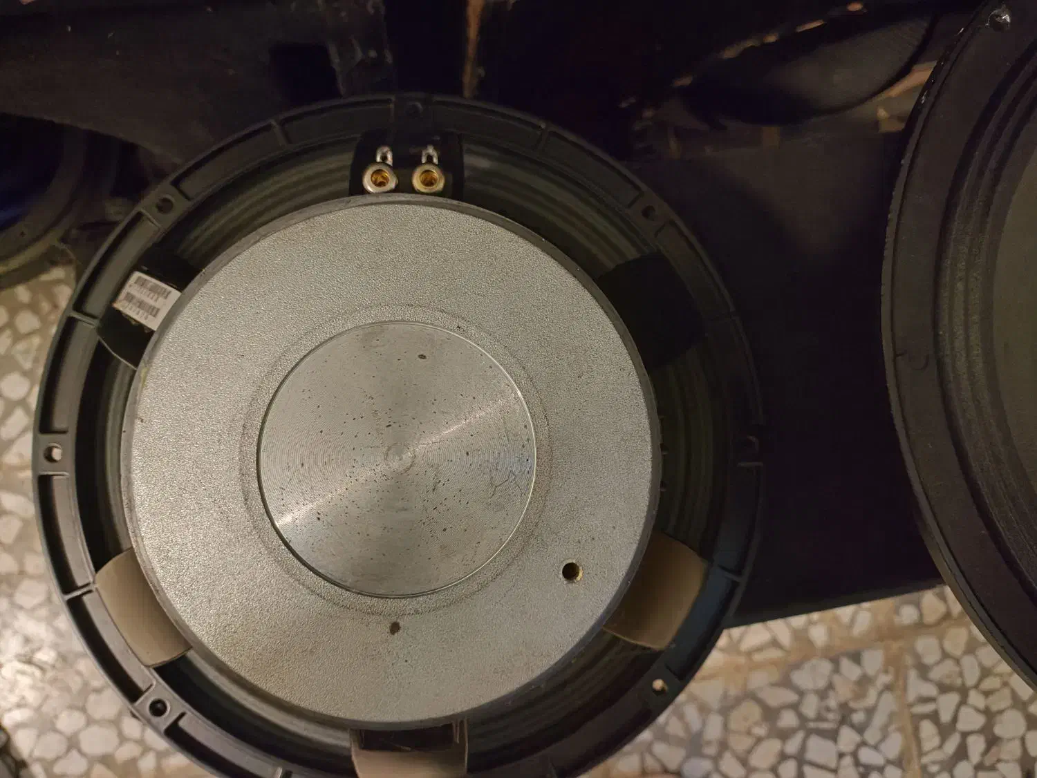 فولرنج میدرنج|قطعات یدکی و لوازم جانبی|لاهیجان, کوی خزر|دیوار