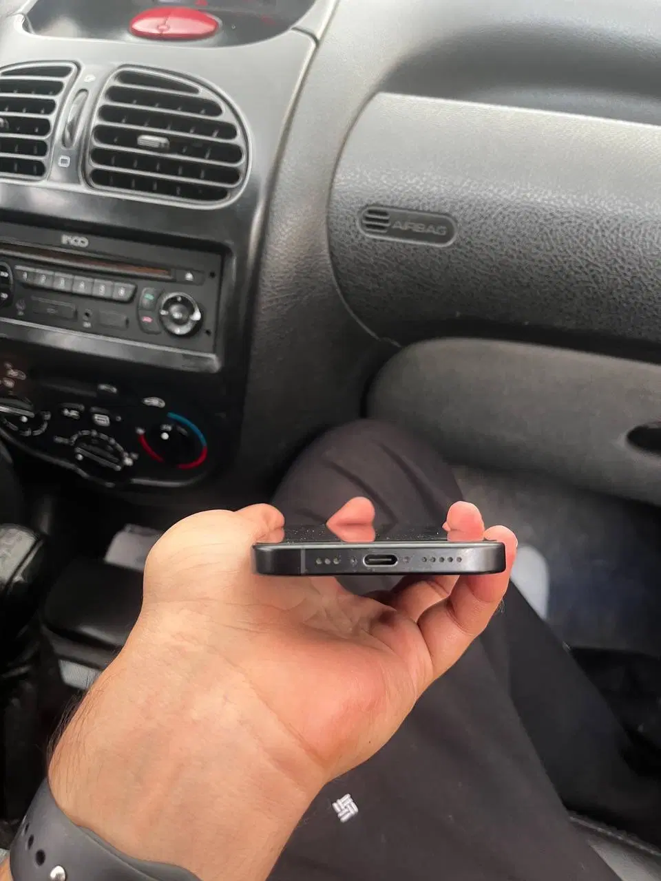 Iphone 16 pro|موبایل|مشهد, دانشجو|دیوار