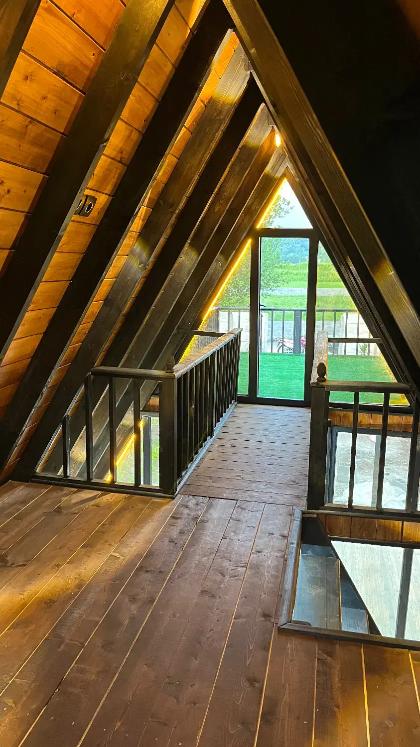 طراحی ساخت کلبه چوبی(سوئدی و سوئیسی)|خدمات پیشه و مهارت|رشت, بلوار گیلان|دیوار