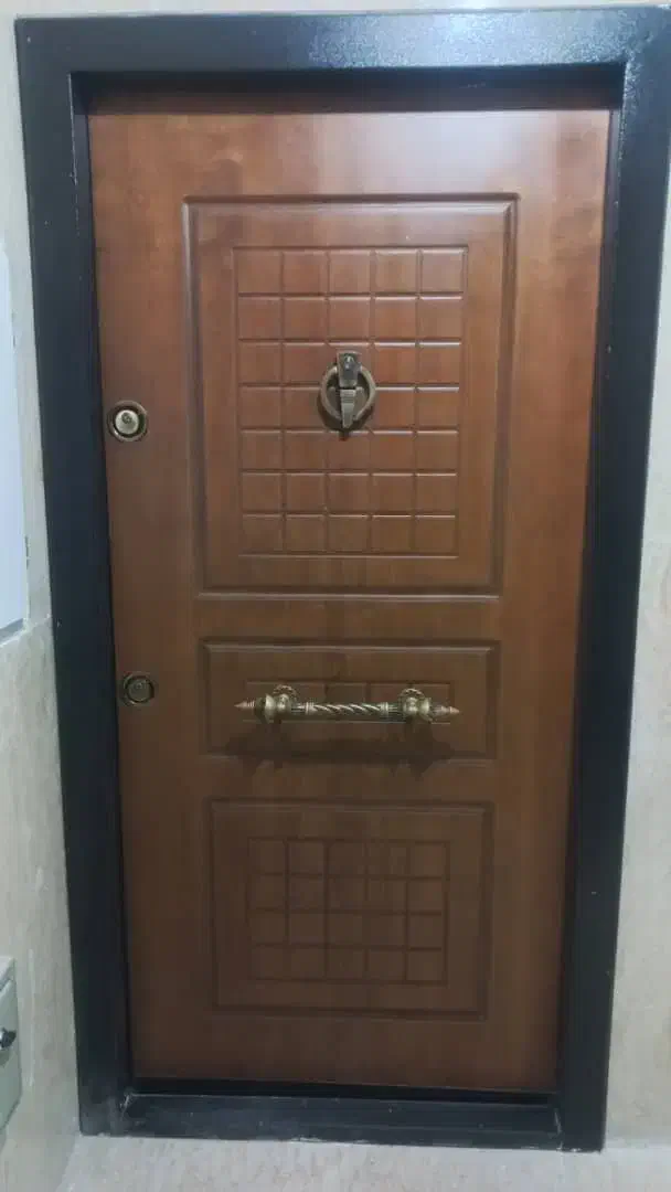 ۹۰ متر دو خواب خوش نور و خوش نقشه با پارکینگ