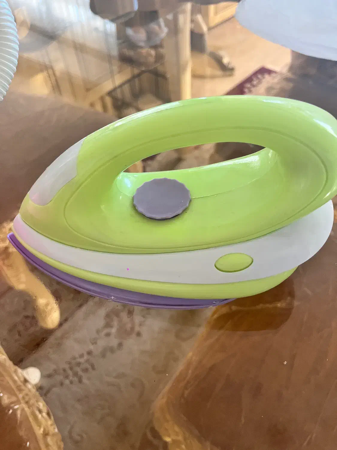 اسباب بازی جارو برقی و اتو باطری خور|اسباب‌‌بازی|تبریز, |دیوار