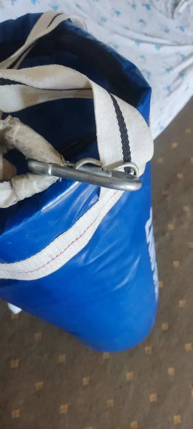 کیسه بوکس|تجهیزات ورزشی|آبدانان, |دیوار