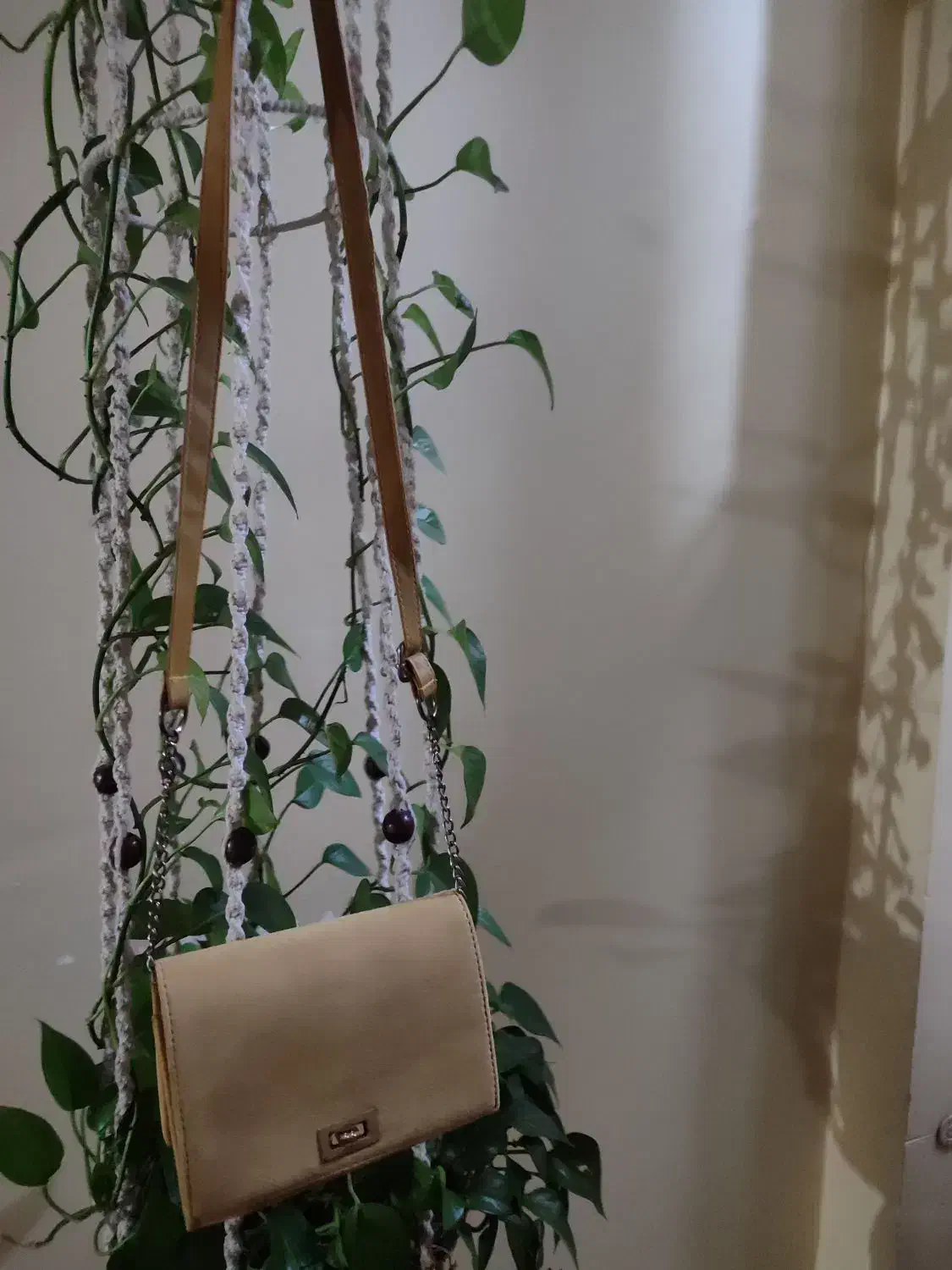 سه عدد کیف رودوشی دو عدد کیف پول|کیف، کفش، کمربند|ایذه, |دیوار